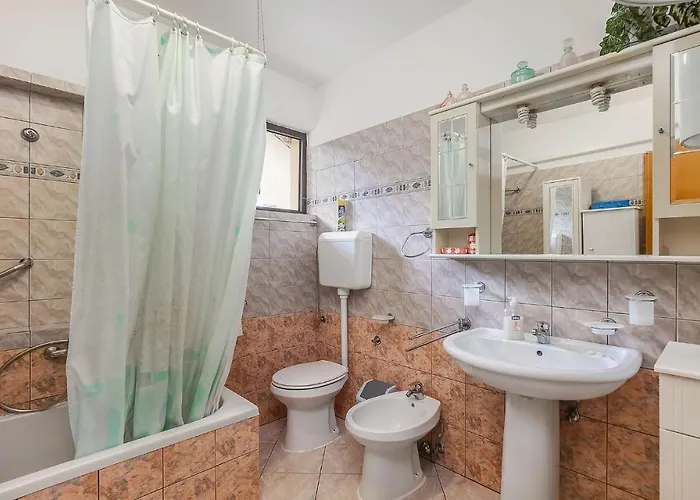 Апартаменти Jelena